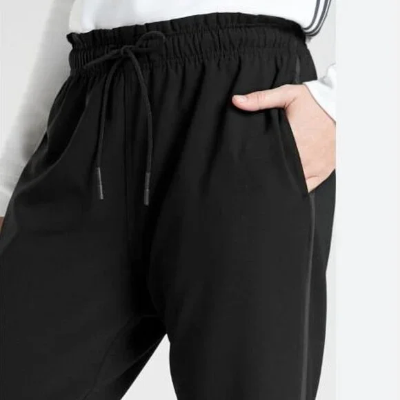 ATHLETA Metropolis Straight Leg Pant Zipper Ankle Black Size 4 - Picture 5 of 10